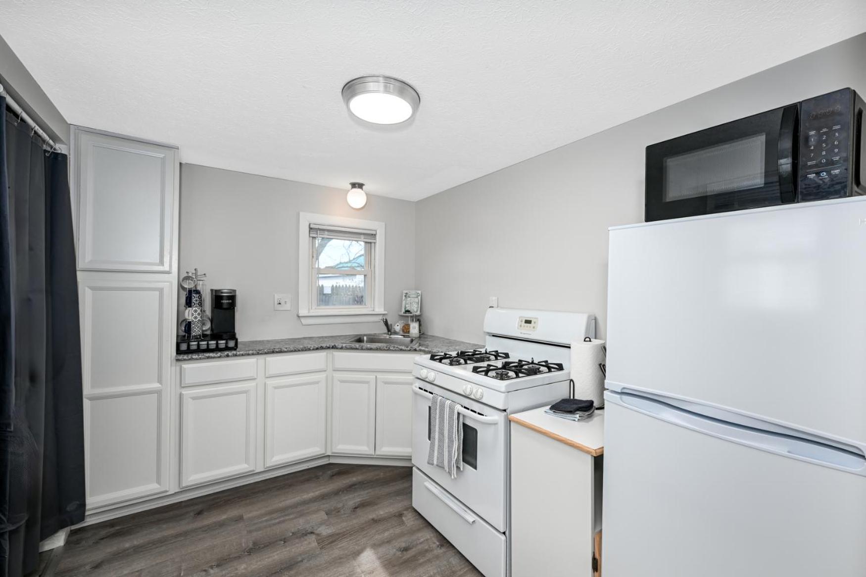 Recharge And Reconnect Your Cozy Vermilion Nest Extérieur photo